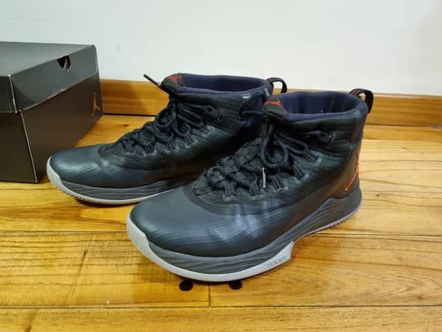 Imagen de Zapatillas Jordan Ultra Fly 2 - AR 42 | US 9.5